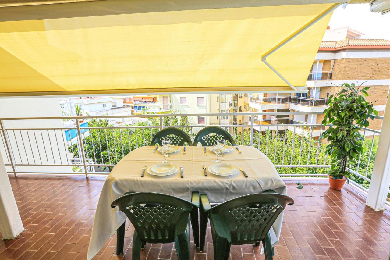 Coral - Only Families Leilighet Cambrils Eksteriør bilde